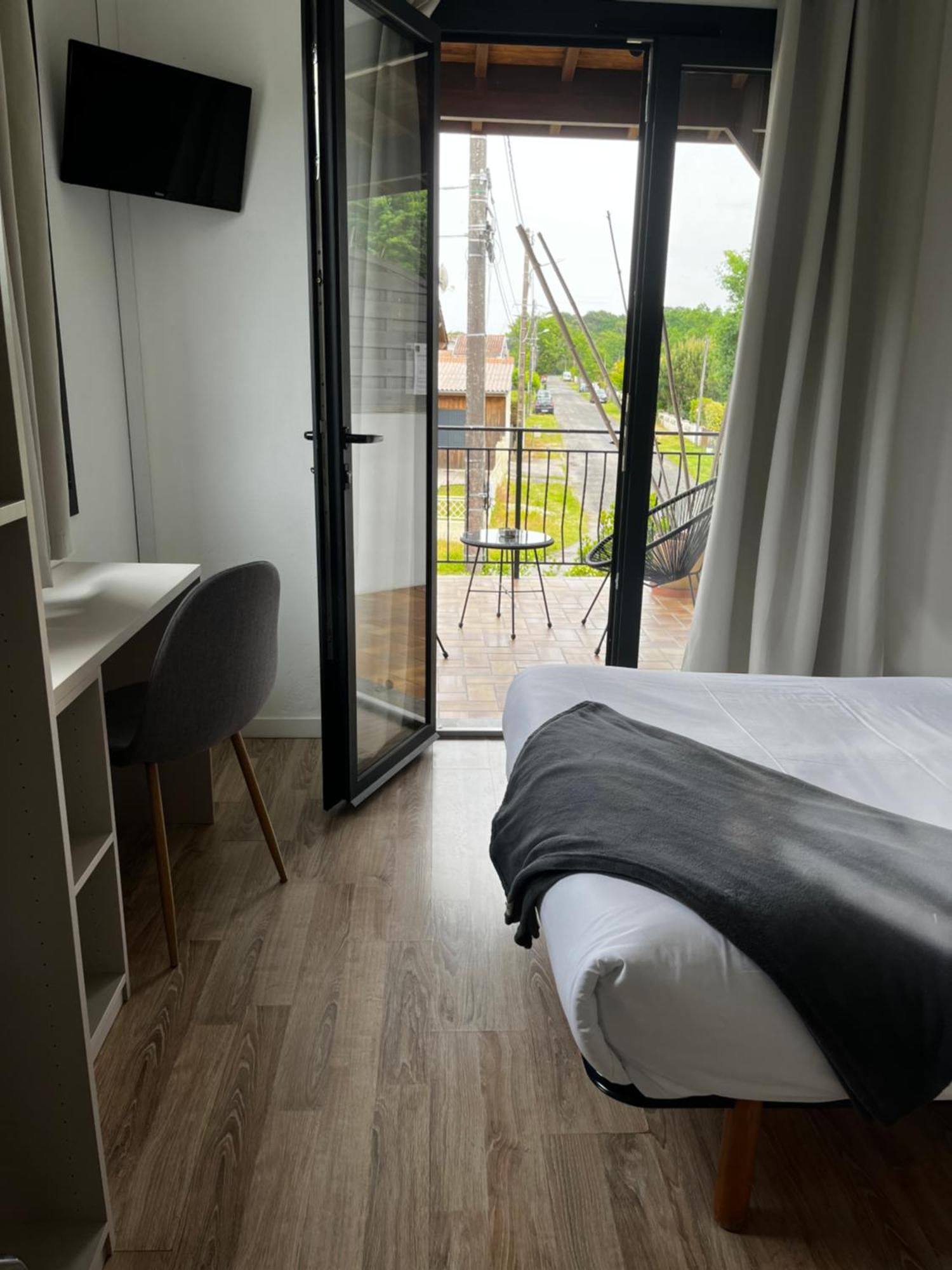 Hotel Cote Et Lac 비스카로세 외부 사진