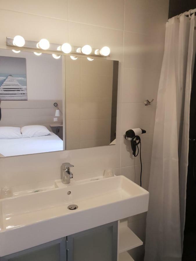 Hotel Cote Et Lac 비스카로세 외부 사진